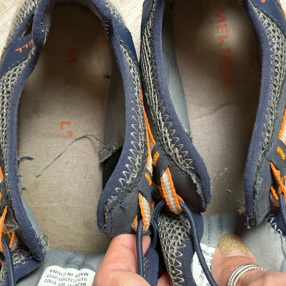 Merrell Kids Water Shoes - Navy and Orange size 7 choprock